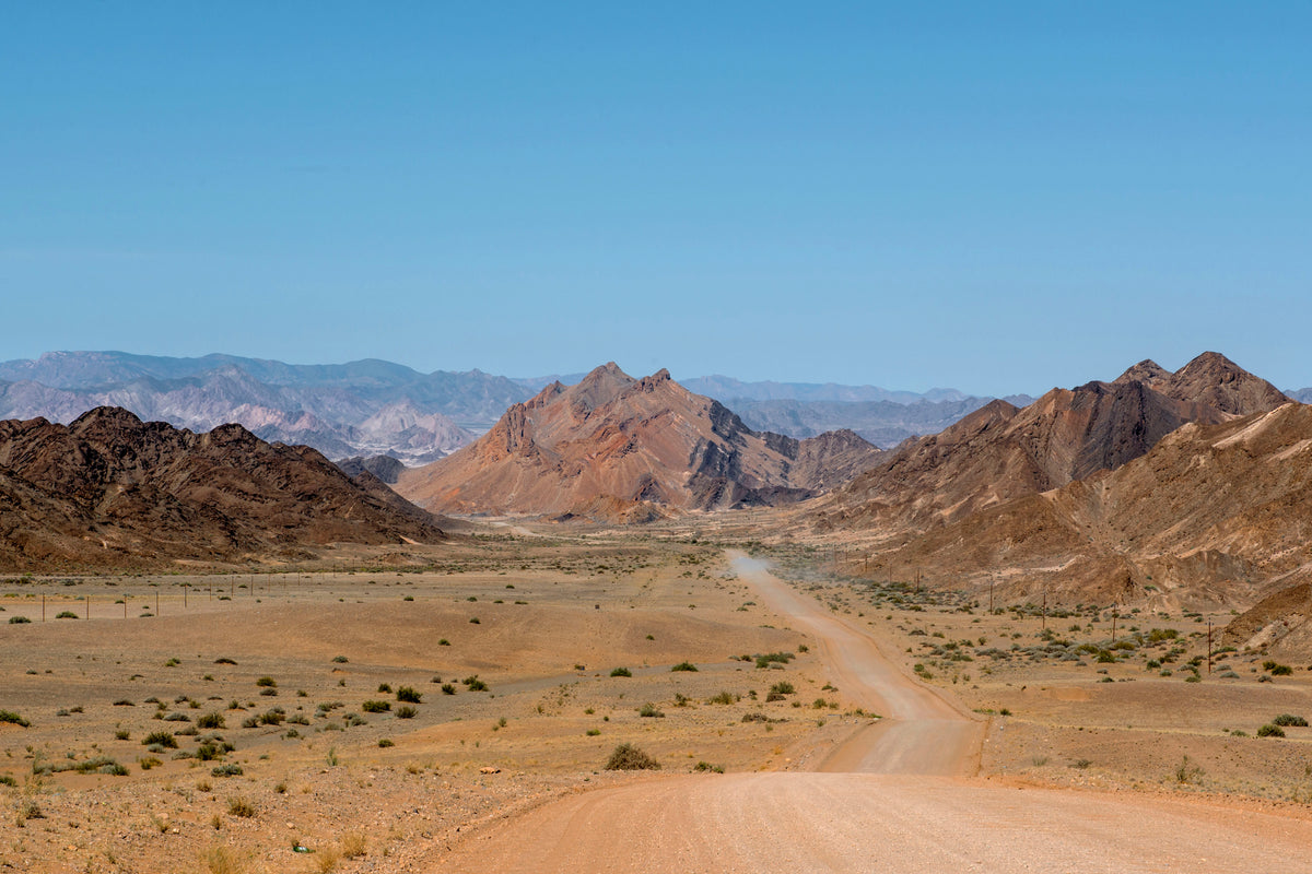 Endless Horizon: Gravel Road to Aus